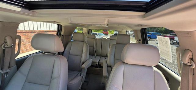 Photo of 2012 Silver Ice Metallic Chevrolet Suburban