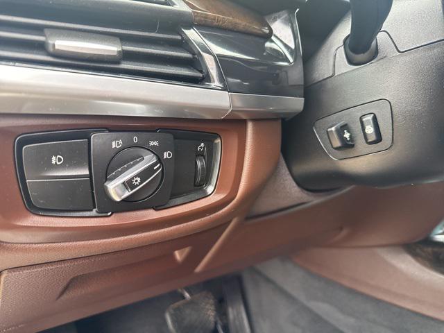 Photo of 2018 Alpine White BMW X5