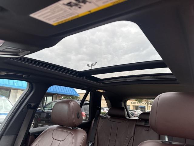 Photo of 2018 Alpine White BMW X5