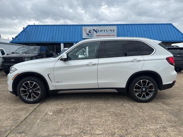 Photo of 2018 Alpine White BMW X5