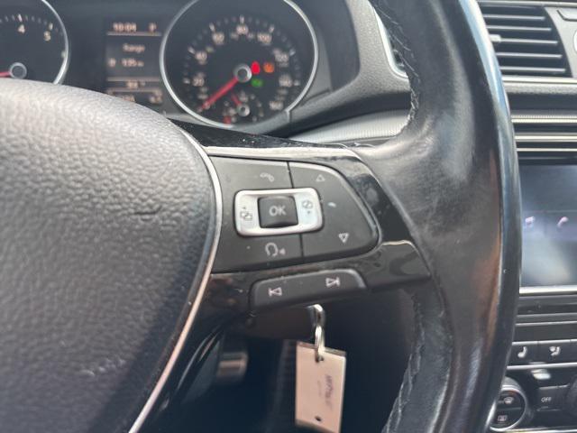 Photo of 2017 Pure White Volkswagen Passat