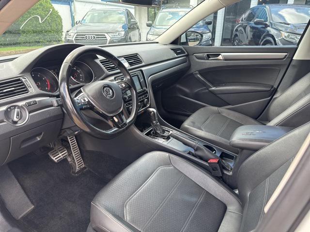 Photo of 2017 Pure White Volkswagen Passat