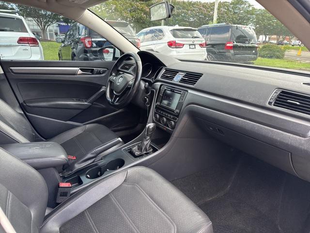 Photo of 2017 Pure White Volkswagen Passat