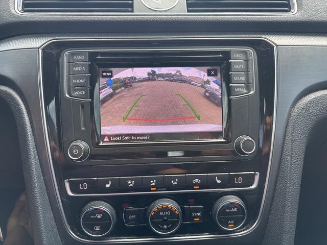 Photo of 2017 Pure White Volkswagen Passat