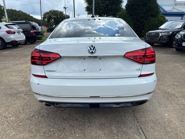 Photo of 2017 Pure White Volkswagen Passat