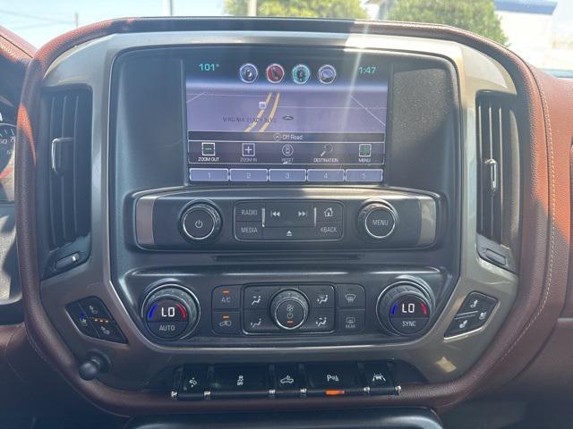 Photo of 2016 Iridescent Pearl Tricoat Chevrolet Silverado 1500