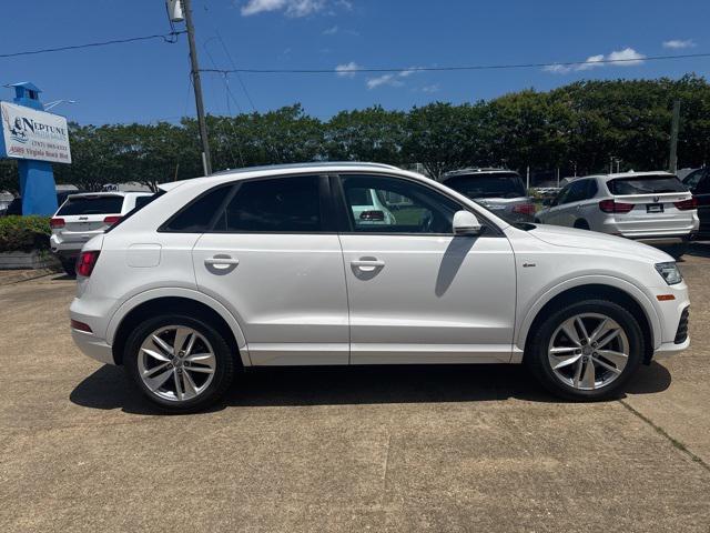 Photo of 2018 Glacier White Metallic Audi Q3