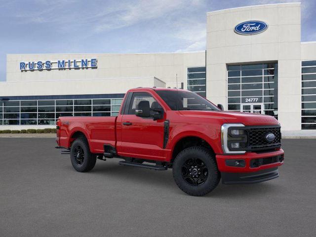 Photo of 2025 Race Red Ford F-350