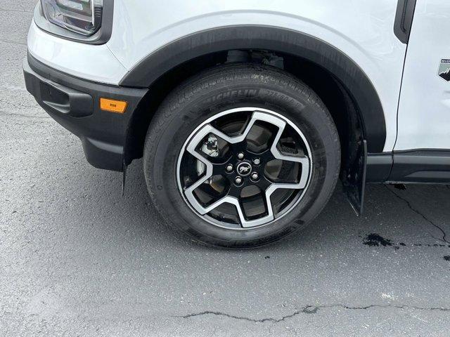 Photo of 2023 Oxford White Ford Bronco Sport