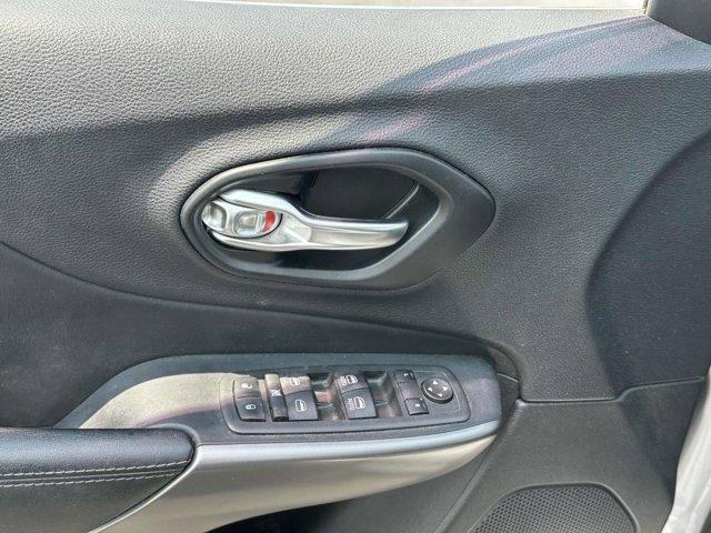Photo of 2021 Billet Silver Metallic Clearcoat Jeep Cherokee