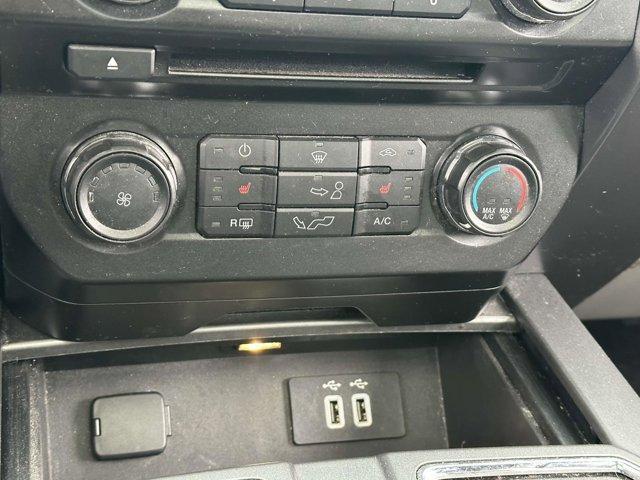 Photo of 2016 Oxford White Ford F-150