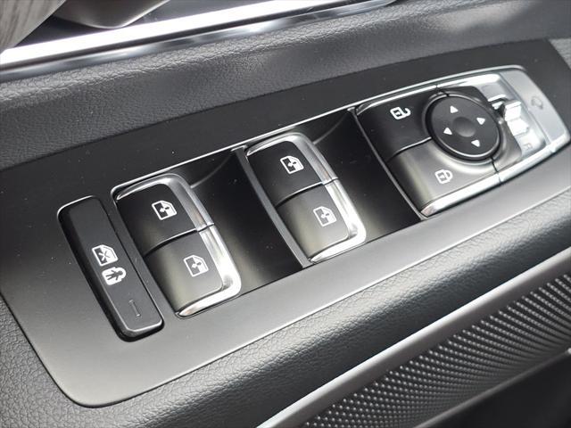Photo of 2025 Moss Kia Telluride
