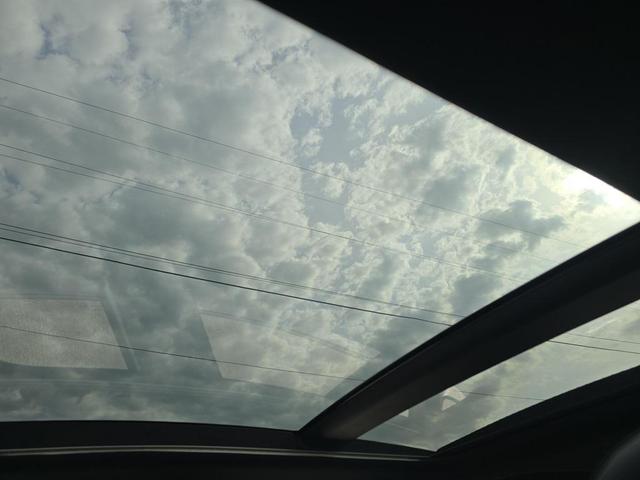 Photo of 2022 Glacial White Pearl Kia K5