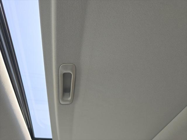 Photo of 2021 Snow White Pearl Kia Soul
