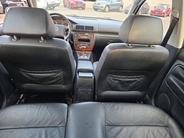 Photo of 2001 Indigo Blue PL Volkswagen Passat