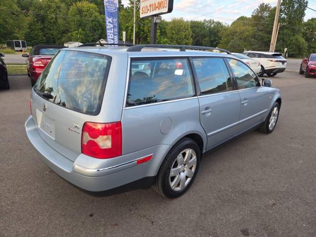 Photo of 2001 Indigo Blue PL Volkswagen Passat