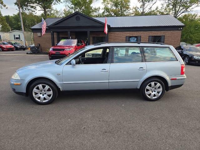 Photo of 2001 Indigo Blue PL Volkswagen Passat