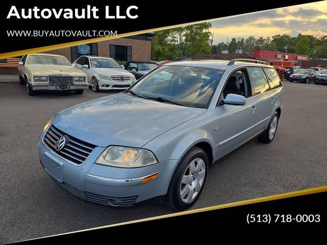 Photo of 2001 Indigo Blue PL Volkswagen Passat