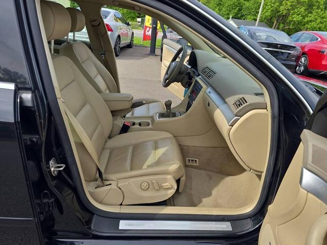 Photo of 2008 Brilliant Black Audi A4