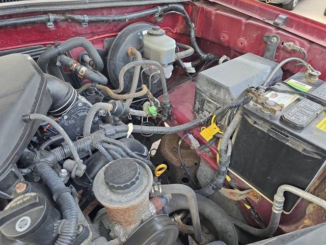 Photo of 2005 Orange Toyota Tacoma