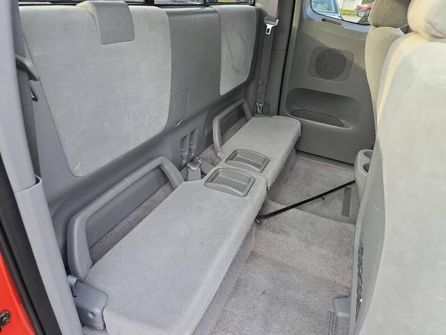 Photo of 2005 Orange Toyota Tacoma