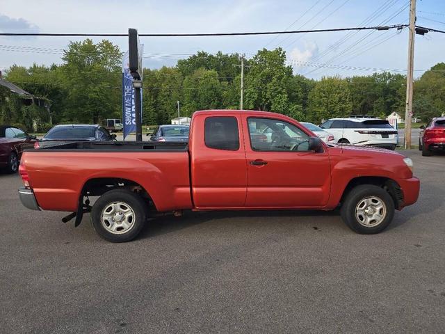 Photo of 2005 Orange Toyota Tacoma