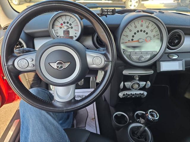 Photo of 2010 Chili Red MINI Cooper S