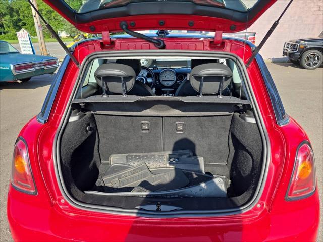 Photo of 2010 Chili Red MINI Cooper S