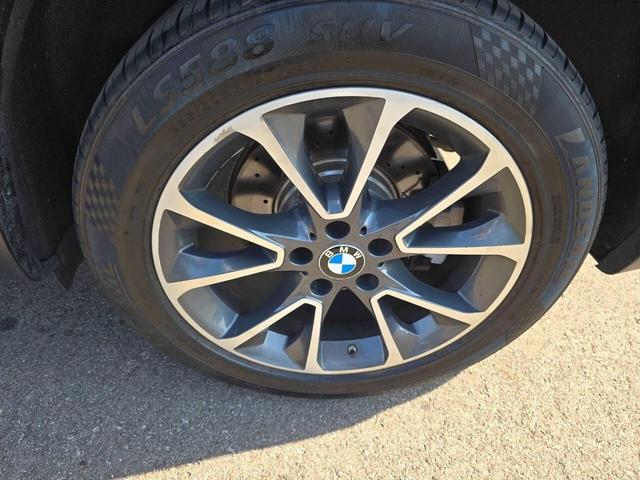 Photo of 2014 Black Sapphire Metallic BMW X5