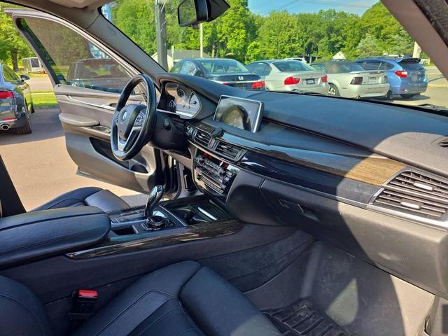 Photo of 2014 Black Sapphire Metallic BMW X5