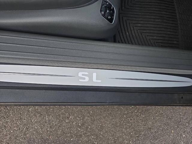 Photo of 2004 Orion Blue Metallic Mercedes-Benz SL-Class