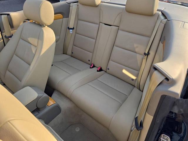 Photo of 2007 Moro Blue Pearl Effect Audi A4