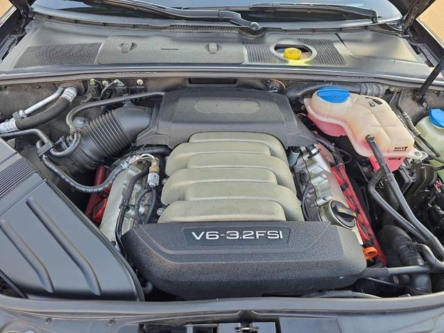 Photo of 2007 Moro Blue Pearl Effect Audi A4
