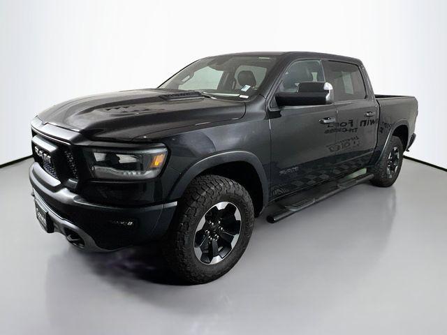 Photo of 2021 Diamond Black Crystal Pearlcoat RAM 1500