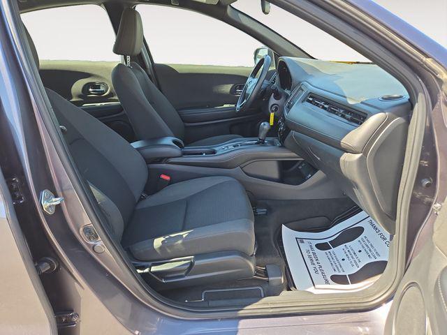 Photo of 2020 Crystal Black Pearl Honda HR-V