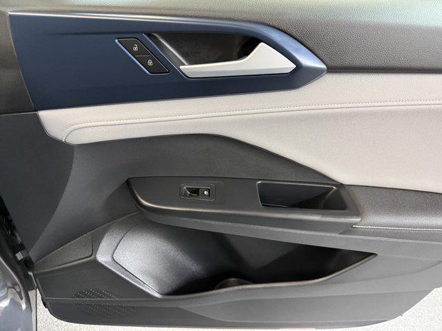 Photo of 2024 Pure Gray Volkswagen Taos