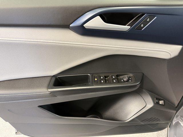 Photo of 2024 Pure Gray Volkswagen Taos