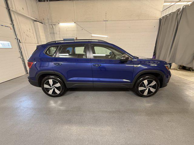 Photo of 2024 Dusk Blue Metallic Volkswagen Taos