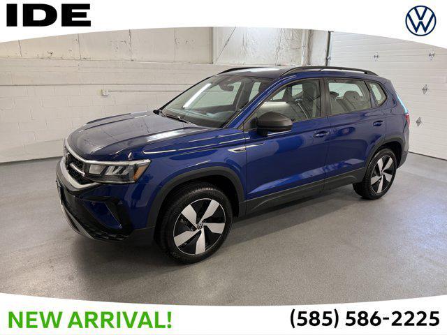 Photo of 2024 Dusk Blue Metallic Volkswagen Taos
