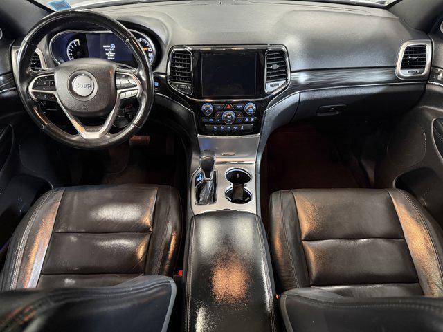 Photo of 2019 Bright White Clearcoat Jeep Grand Cherokee