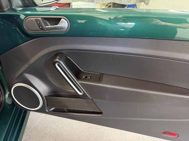 Photo of 2018 Bottle Green Metallic/Beige Roof Volkswagen Beetle