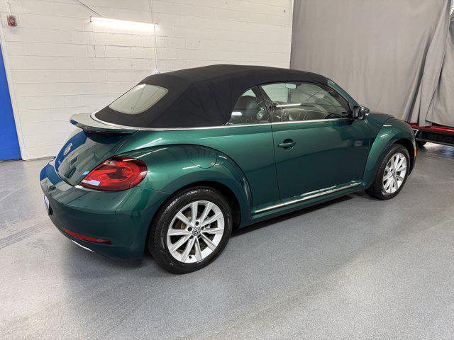 Photo of 2018 Bottle Green Metallic/Beige Roof Volkswagen Beetle