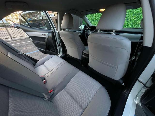 Photo of 2014 Blizzard Pearl Toyota Corolla