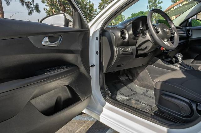 Photo of 2020 Clear White Kia Forte