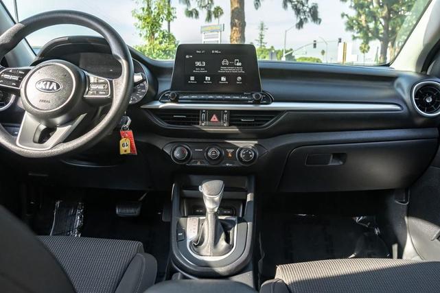 Photo of 2020 Clear White Kia Forte