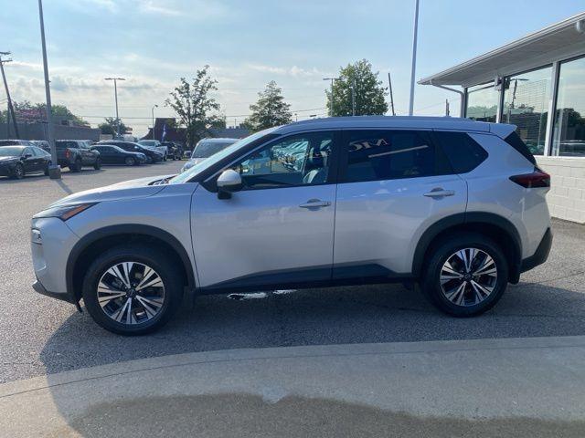 Photo of 2023 Brilliant Silver Metallic Nissan Rogue