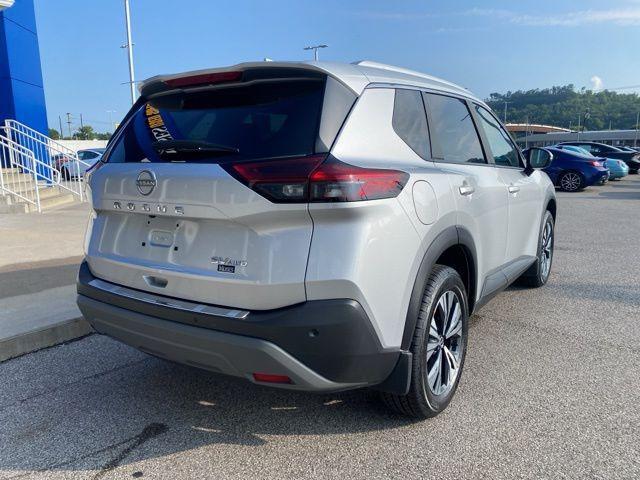 Photo of 2023 Brilliant Silver Metallic Nissan Rogue