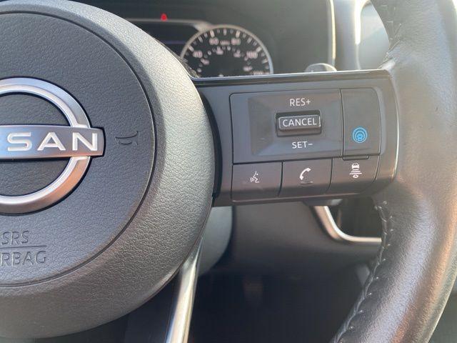 Photo of 2023 Brilliant Silver Metallic Nissan Rogue