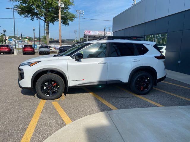 Photo of 2026 Everest White P Nissan Rogue