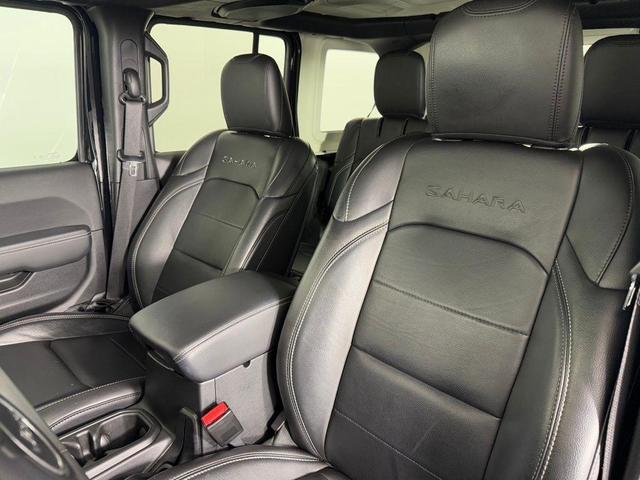 Photo of 2023 Black Clearcoat Jeep Wrangler 4xe